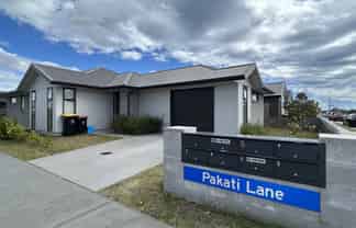 2  Pakati Lane, Papamoa