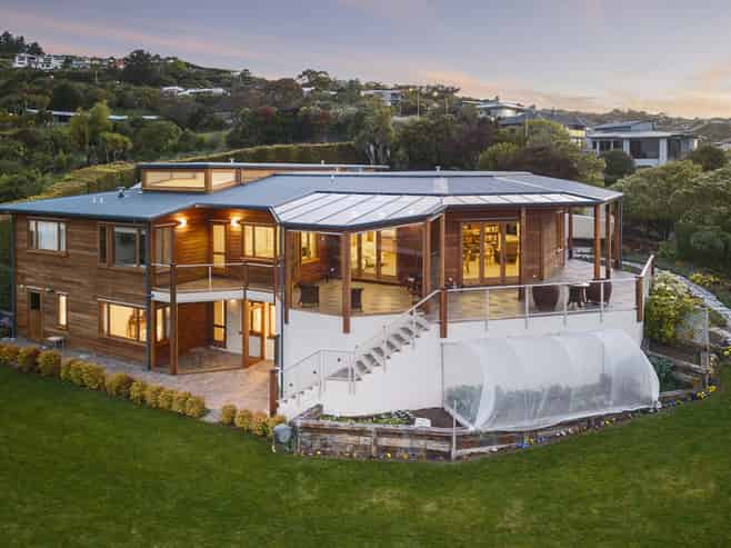 123 Glenstrae Road, Redcliffs