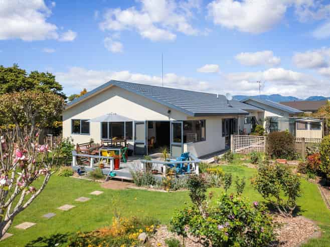 9  Grosvenor Place, Katikati