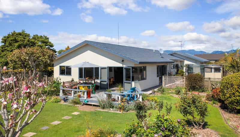 9  Grosvenor Place, Katikati