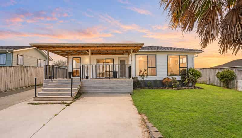 128 Shifnal Drive, Randwick Park