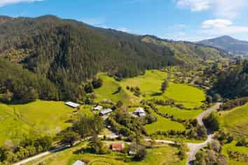 312 Lud Valley Road, Hira