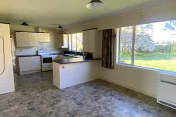 403 Riverton-Wallacetown Highway, Wallacetown
