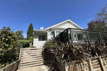 128 Gladstone Road North, Mosgiel