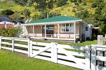121 Maunsell Road, Port Waikato