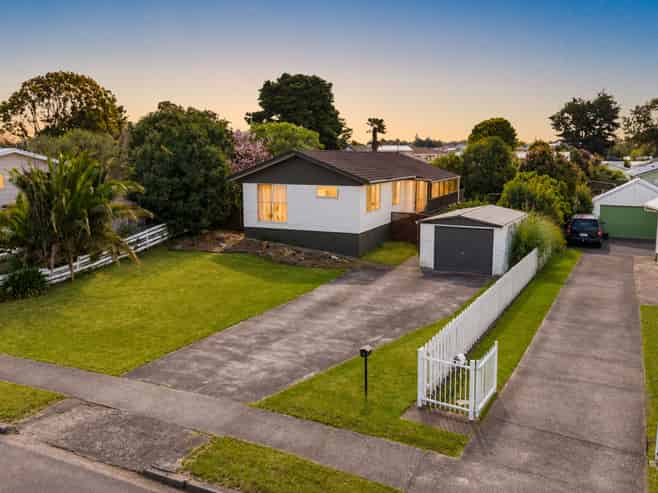9 Bluewater Place, Wattle Downs