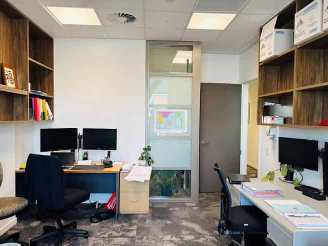 Medical Consulting Rooms/Office with Laboratory