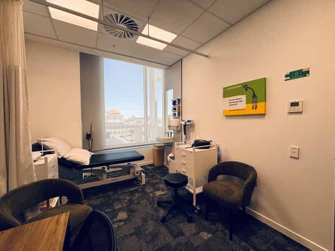 Medical Consulting Rooms/Office with Laboratory