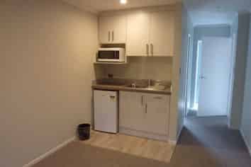 4A/181 Knighton Road, Hillcrest