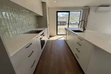 6 Old Tom Lane, Jacks Point