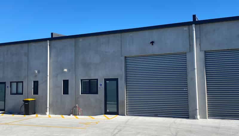 5/7 Lake Bryndwr Lane, Burnside