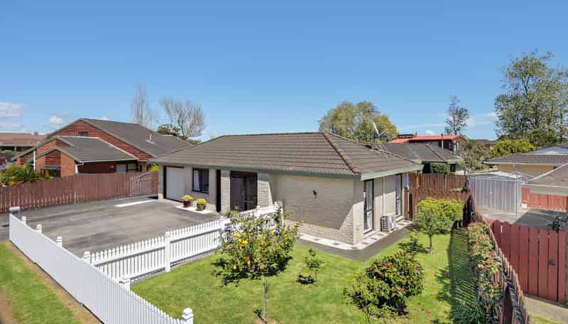 1/4 Pukeko Place, Papatoetoe