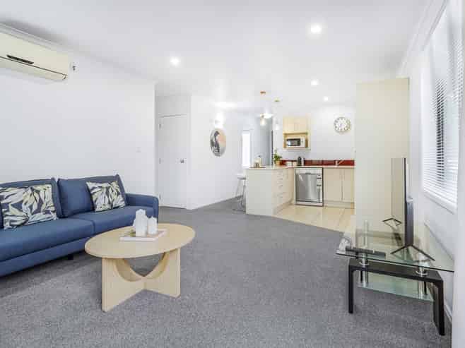 6/240 Old Farm Road, Hillcrest
