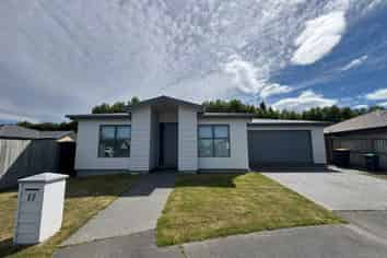 17 Davaar Crescent, Broomfield