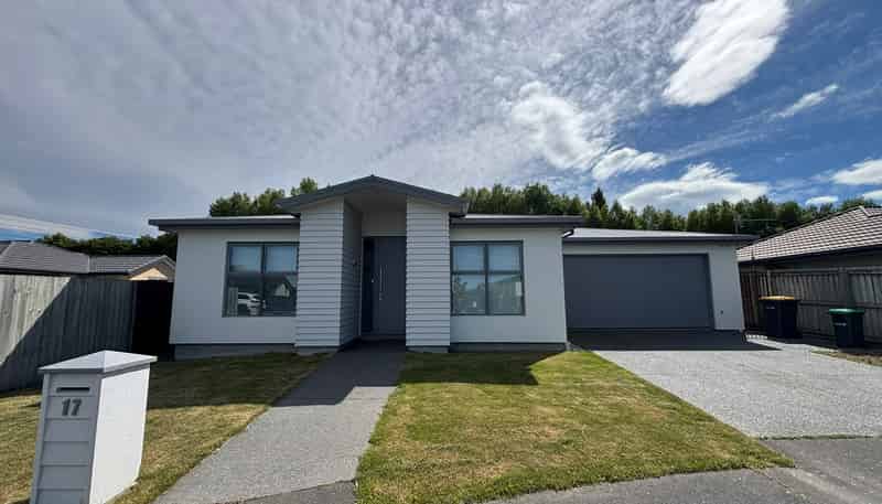 17 Davaar Crescent, Broomfield