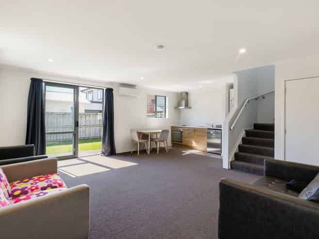 2/30 Beatty Street, Melville
