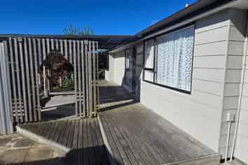 Hawkes Bay - Address withheld