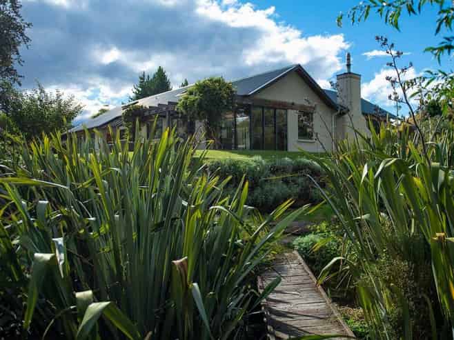 508 Lake Hawea - Albert Town Road, Albert Town