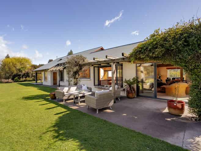 508 Lake Hawea - Albert Town Road, Albert Town