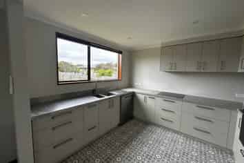 81 High Street, Mosgiel