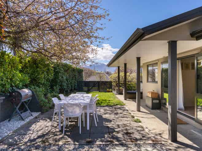58 Ferry Hill Drive, Lower Shotover