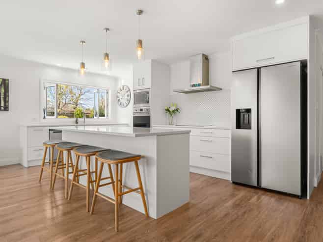 83 Reading Street, Greytown