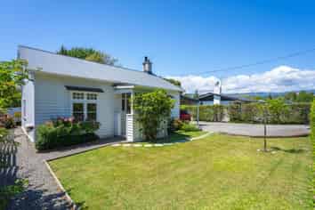 56B Rahui Road, Otaki