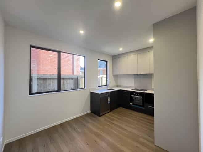 1B Greers Road, Weymouth