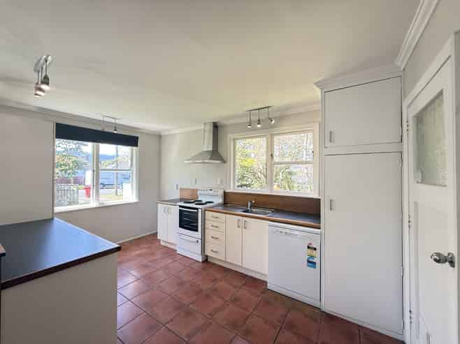 127 Thackeray Street, Trentham