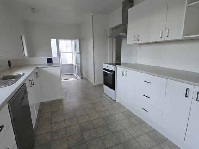 25 Wharf Road, Albany