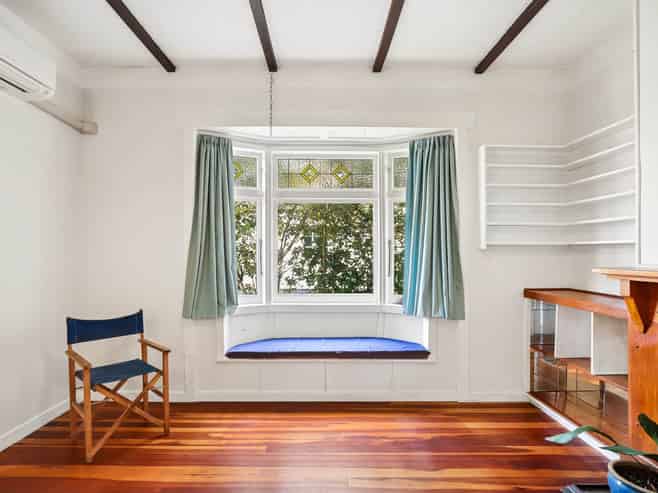 1706 Great North Road, Avondale