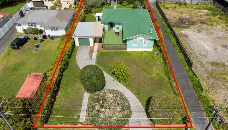 29 Coniston Avenue, Te Atatu South
