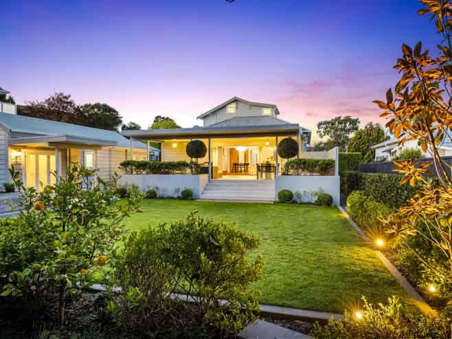 5 Highwic Avenue, Epsom