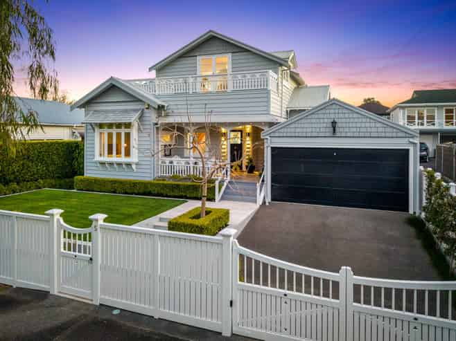 5 Highwic Avenue, Epsom