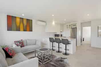 24/1 Centennial Drive, Whitianga