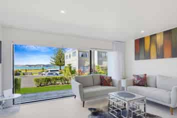 24/1 Centennial Drive, Whitianga