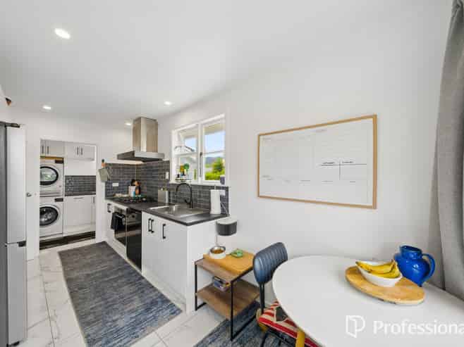 214 Cambridge Terrace, Naenae