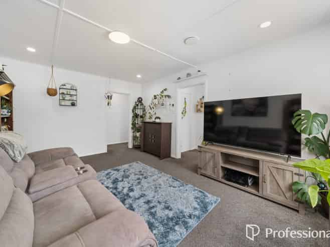 214 Cambridge Terrace, Naenae