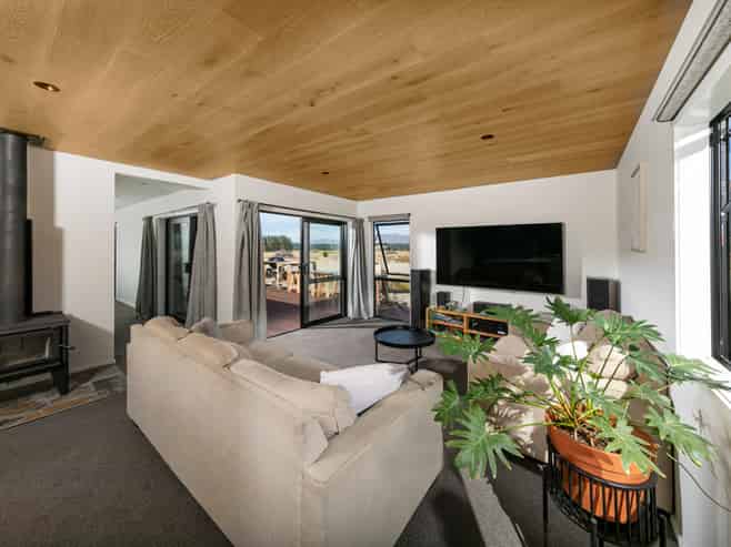 175 Burdon Loop, Lake Hawea