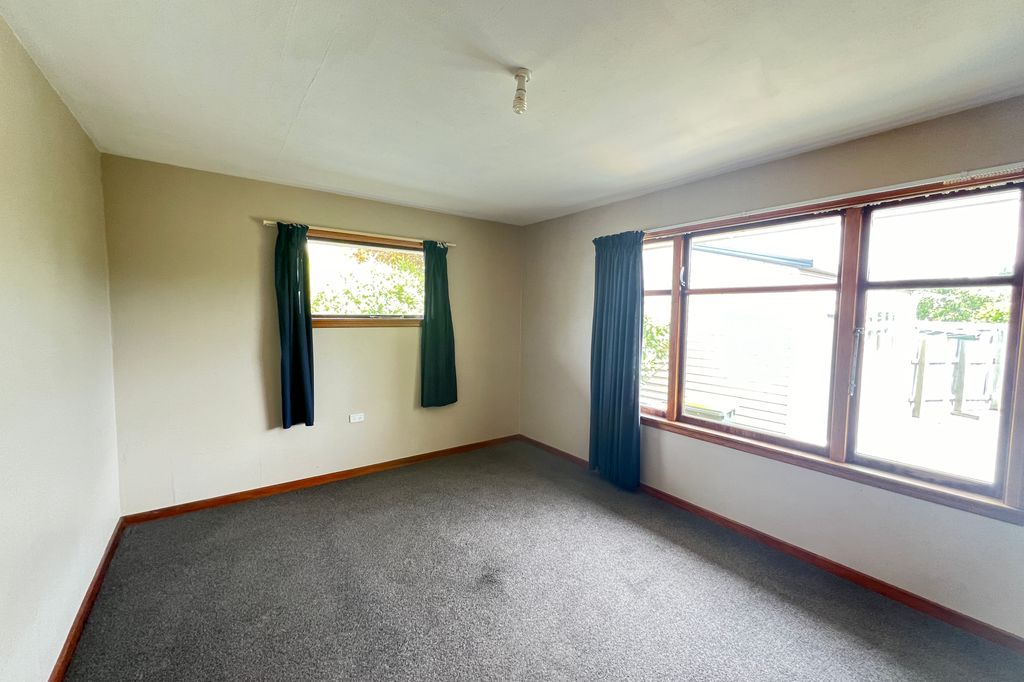 Secure 3 Bedroom in Allenton 5