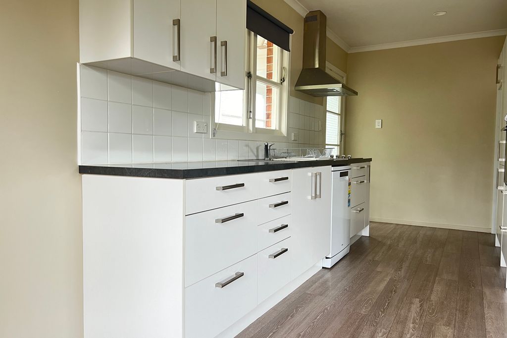 Secure 3 Bedroom in Allenton 3