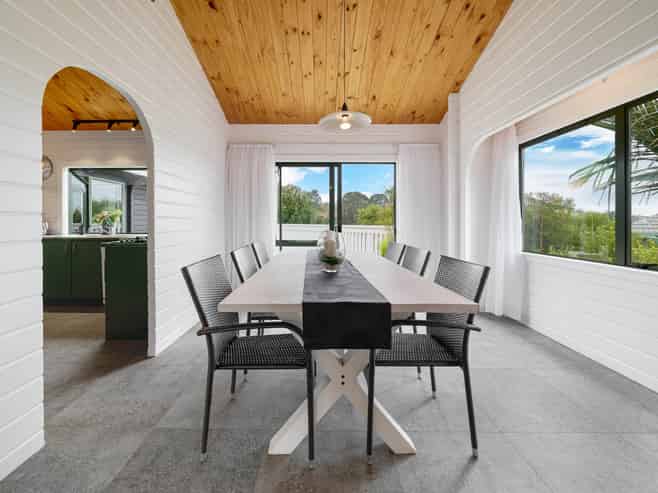 30 Coastal Heights, Stillwater