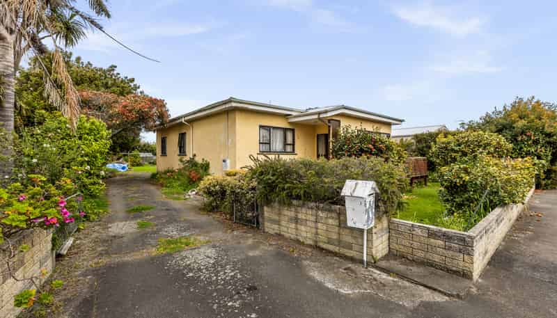 8 Cassino Crescent, Onekawa