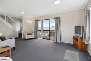 3  Moreland Avenue , Pukete