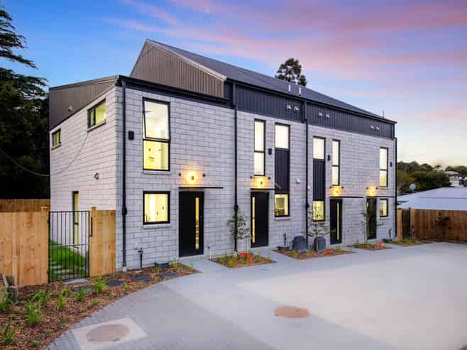13/65 Stottholm Road, Titirangi