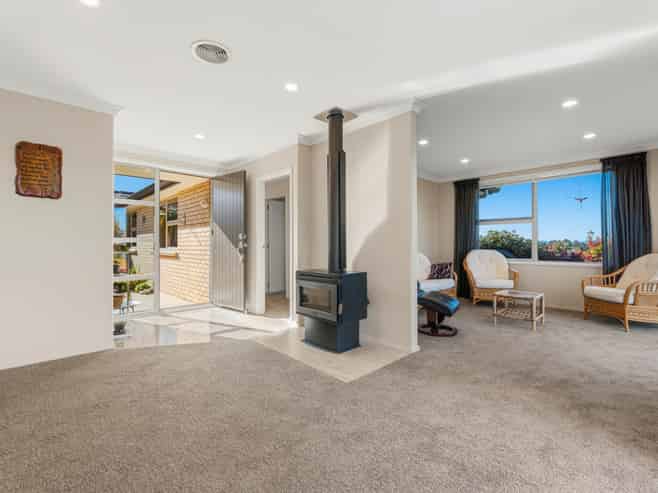 16 Vantage Place, Omokoroa