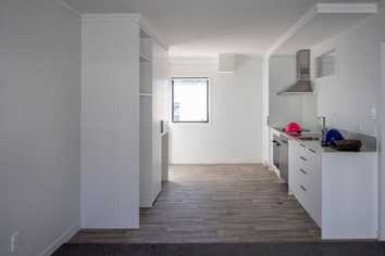 9C/16 Constable Street, Newtown