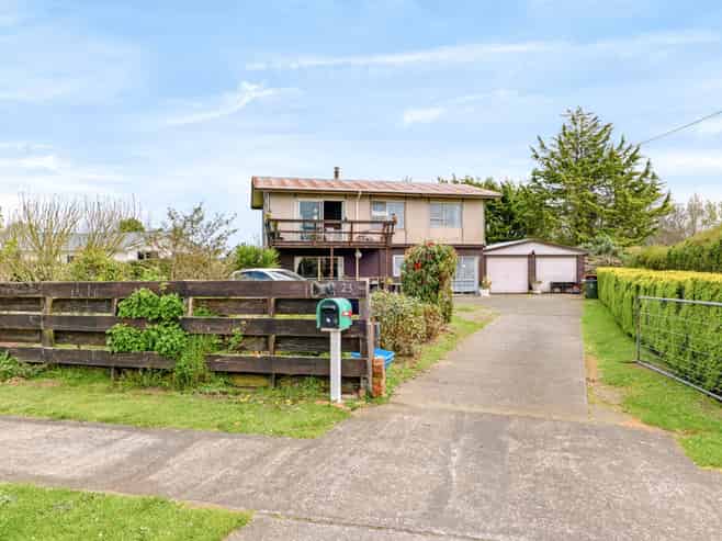 23 Castle Street, Eltham