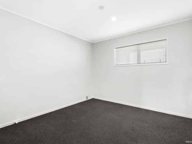 36S Eric Paton Way*, Saint Johns