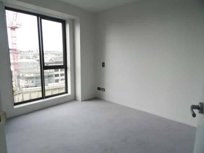 411/5 Howe Street, Newton